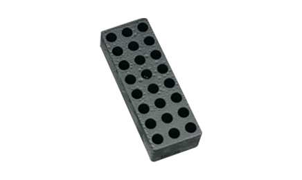 溫度控制范圍：0℃～70℃，預設(shè)溫度：4℃，16℃，37℃，模塊數(shù)量：可組合最大2塊96孔板